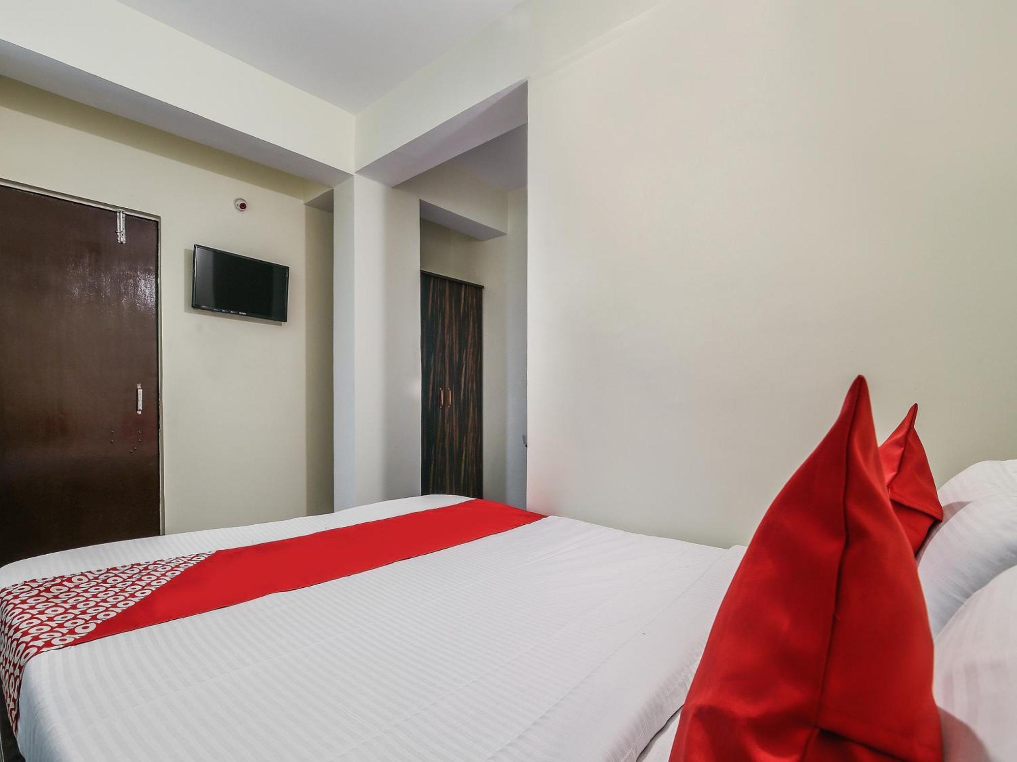 OYO Flagship 70422 Hotel Lokenath Jamshedpur Buitenkant foto