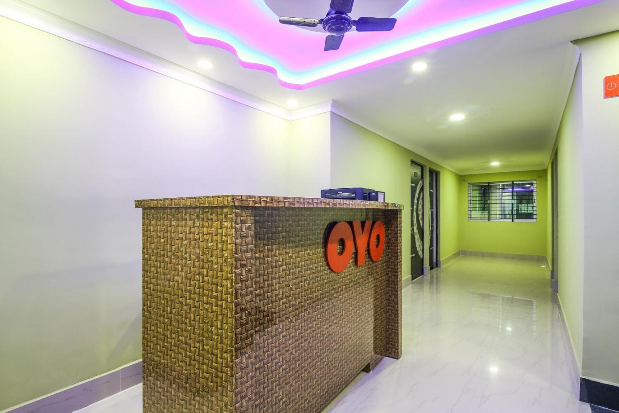 OYO Flagship 70422 Hotel Lokenath Jamshedpur Buitenkant foto