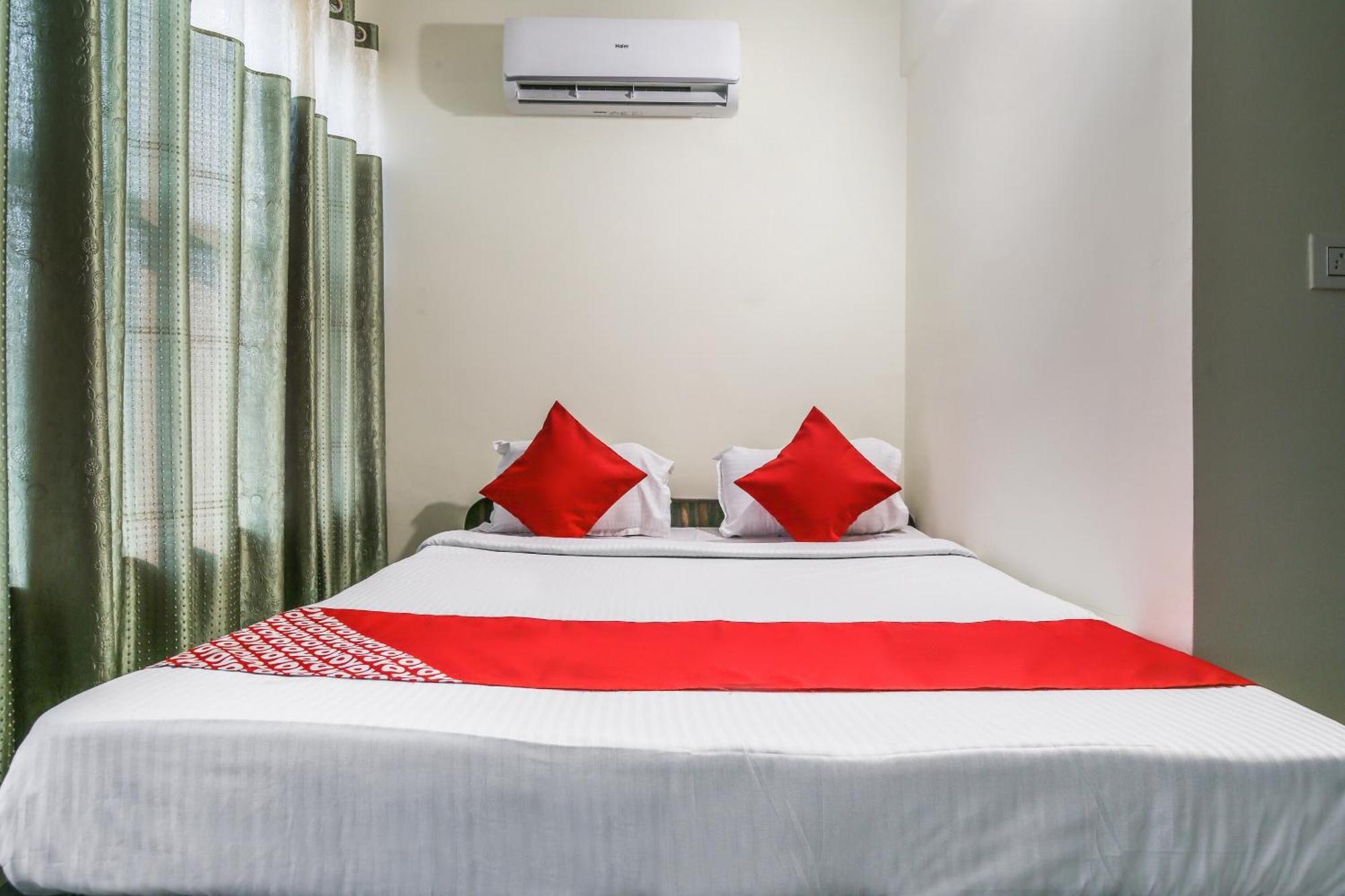 OYO Flagship 70422 Hotel Lokenath Jamshedpur Buitenkant foto